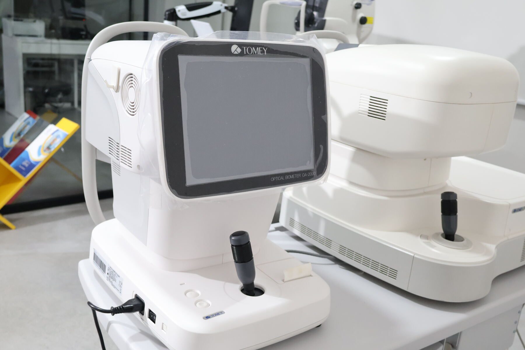 Biomètre optique OA-2000 — Inter Eye Center
